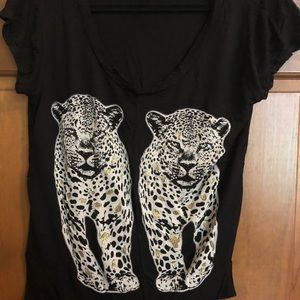 Black animal scope neck T